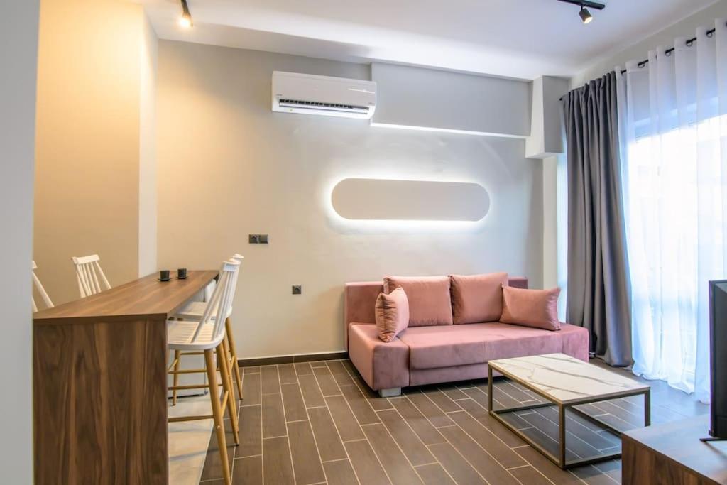 Luxury 4,1 Larissa